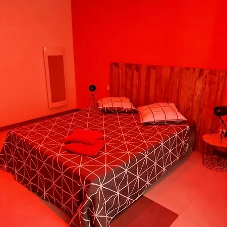 Bed & Breakfast Des Roches Jacuzzi Privatif Labeaume